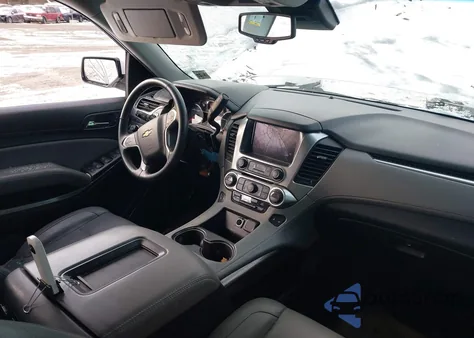 2018 Chevrolet Suburban Lt z USA, uszkodzony, nr VIN 1GNSCHKC1JR104250